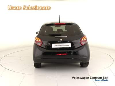 Peugeot 208 5p 1.2 puretech allure 82cv Nero usata Bari