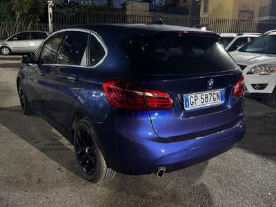 BMW Serie 2 Active Tourer 218d BMW 218d Active Tourer 2.0 150 CV–Comfort, Spazio e Qualità BMW! Blu/Azzurro usata Napoli