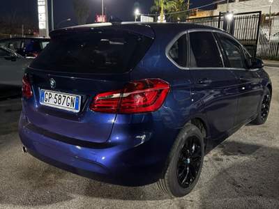 BMW Serie 2 Active Tourer 218d BMW 218d Active Tourer 2.0 150 CV–Comfort, Spazio e Qualità BMW! Blu/Azzurro usata Napoli