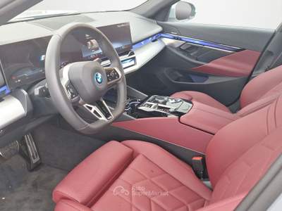 BMW Serie 5 530d Futura Bmw i5 edrive40 berlina Grigio usata Firenze