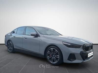 BMW Serie 5 530d Futura Bmw i5 edrive40 berlina Grigio usata Firenze