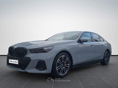 BMW Serie 5 530d Futura Bmw i5 edrive40 berlina Grigio usata Firenze