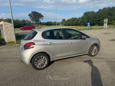 Peugeot 208 Accettiamo permute usata Castellamonte