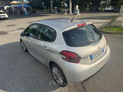 Peugeot 208 Accettiamo permute usata Castellamonte