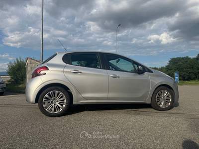 Peugeot 208 Accettiamo permute usata Castellamonte