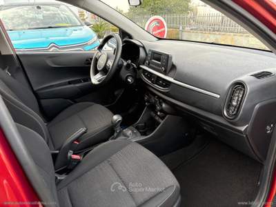 Kia Picanto Picanto 1.0 12V 5p. AMT Urban CAMBIO AUTOMATICO Rosso usata Somma Vesuviana