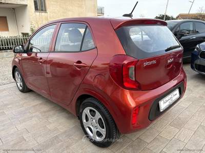 Kia Picanto Picanto 1.0 12V 5p. AMT Urban CAMBIO AUTOMATICO Rosso usata Somma Vesuviana