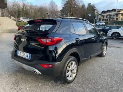 Kia Stonic 1.0 T-GDi 100 CV MHEV MT Urban Nero usata Arsago Seprio
