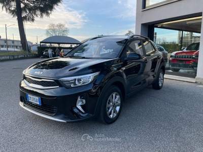 Kia Stonic 1.0 T-GDi 100 CV MHEV MT Urban Nero usata Arsago Seprio