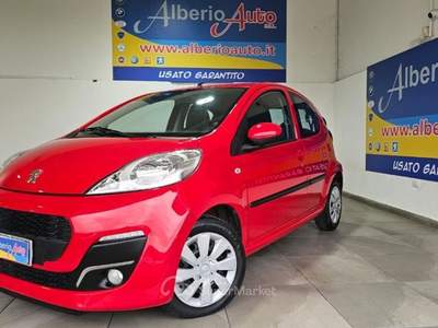 Peugeot 107 1.0 68CV 5p. Active Rosso usata ADRANO