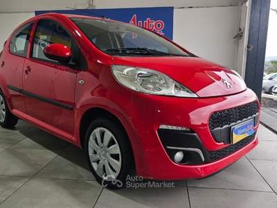 Peugeot 107 1.0 68CV 5p. Active Rosso usata ADRANO