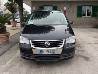 Volkswagen Touran TOURAN BENZINA Nero usata Giugliano in Campania