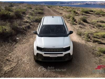 Jeep Avenger Benzina Longitude Bianco usata Corciano