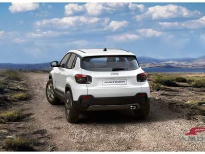Jeep Avenger Benzina Longitude Bianco usata Corciano
