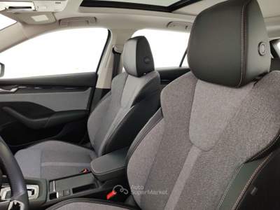 Skoda Octavia Octavia 1.5 TSI ACT Hybrid 115 CV DSG Wagon Selection Grigio usata Massa