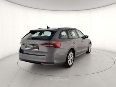 Skoda Octavia Octavia 1.5 TSI ACT Hybrid 115 CV DSG Wagon Selection Grigio usata Massa