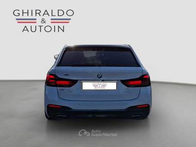 BMW Serie 5 540d 540d 48V xDrive Touring Msport 340CV Pelle LED Bianco usata Padova
