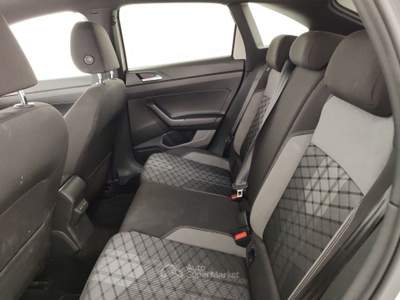 Volkswagen Taigo Taigo 1.5 TSI ACT 150 CV DSG R-Line Bianco usata Massa