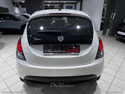 Lancia Ypsilon Ypsilon 1.2 69 CV 5p. S&S Platinum Giallo usata Favara