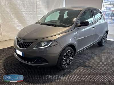 Lancia Ypsilon 1.0 Hybrid 70 CV Gold - PROMO Grigio usata Este