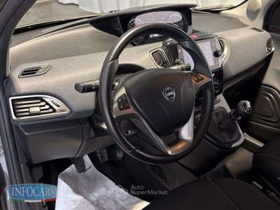 Lancia Ypsilon 1.0 Hybrid 70 CV Gold - PROMO Grigio usata Este
