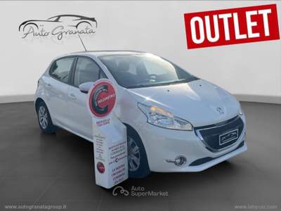 Peugeot 208 208 1.4 HDi 68 CV 5p. Allure OUTLET! Bianco usata Qualiano