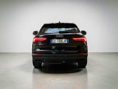Audi Q3 35 2.0 tdi s-tronic Nero usata Parma