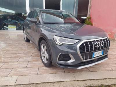 Audi Q3 2.0 TDI 150 CV Business Grigio usata Caprarica di Lecce