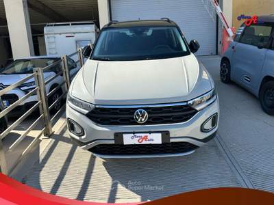 Volkswagen T-Roc T-Roc 1.5 TSI ACT DSG Life Beige usata Ardore