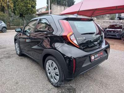 Toyota Aygo X 1.5 Hybrid 115 CV 5 porte Nero usata Varese