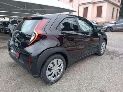 Toyota Aygo X 1.5 Hybrid 115 CV 5 porte Nero usata Varese