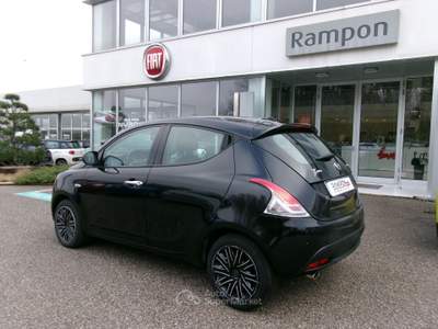 Lancia Ypsilon Ypsilon 1.0 FireFly 5 porte S&S Hybrid Gold Nero usata SAN DONA' DI PIAVE