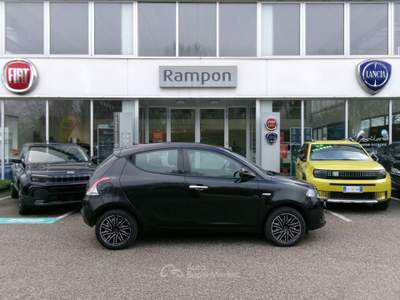 Lancia Ypsilon Ypsilon 1.0 FireFly 5 porte S&S Hybrid Gold Nero usata SAN DONA' DI PIAVE