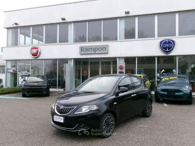 Lancia Ypsilon Ypsilon 1.0 FireFly 5 porte S&S Hybrid Gold Nero usata SAN DONA' DI PIAVE