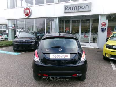 Lancia Ypsilon Ypsilon 1.0 FireFly 5 porte S&S Hybrid Gold Nero usata SAN DONA' DI PIAVE