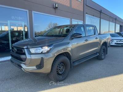 Toyota Hilux 2.8 D-4D 4WD 4 porte Double Cab Comfort Grigio usata Scandiano
