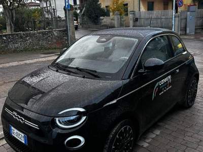 Fiat 500 La Prima 3+1 42 kWh Nero usata Bucine