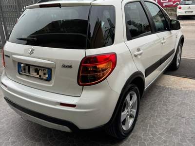 Suzuki SX4 SUZUKI SX4 Bianco usata Sant'Antimo