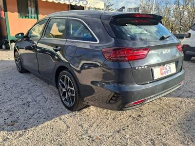 Kia Cee'd Kia Ceed 1.6 CRDi 136 CV MHEV DCT SW Grigio usata SAN GIUSEPPE VESUVIANO