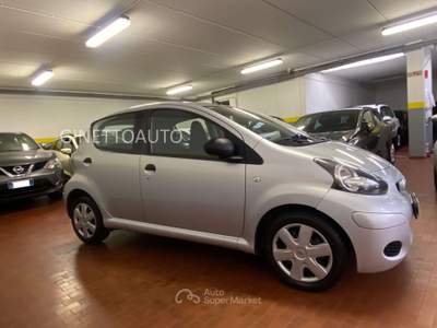 Toyota Aygo Aygo 5p 1.0 Now FL per neopatentati Argento usata Sesto San Giovanni