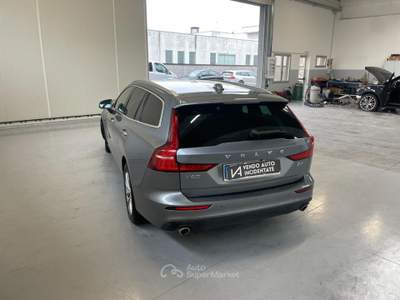 Volvo V60 B4 D 197CV MOMENTUM BUSINESS PRO CAMBIO AUTOMATICO Grigio usata Megliadino San Vitale
