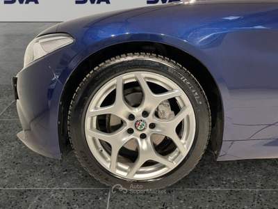 Alfa Romeo Giulia 2.2d 160CV Autom. Executive Blu/Azzurro usata Ravenna