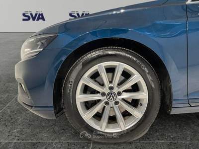 Volkswagen Passat 2.0 Tdi 150CV DSG Business Blu/Azzurro usata Ravenna