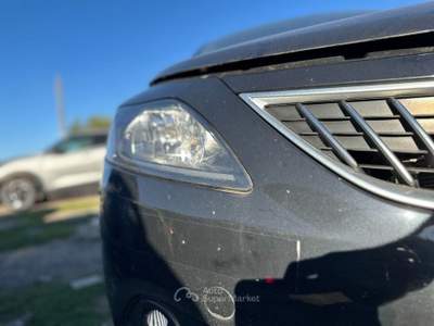 Lancia Ypsilon  - ypsilon 1.0 firefly hybrid gold s&s 70cv 5p.ti Nero usata Roma