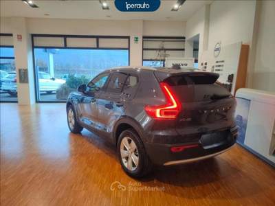 Volvo XC40 2.0 b3 Core auto Blu/Azzurro usata Bergamo