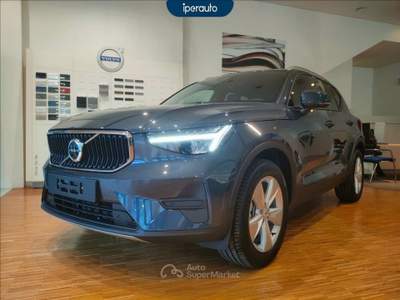 Volvo XC40 2.0 b3 Core auto Blu/Azzurro usata Bergamo