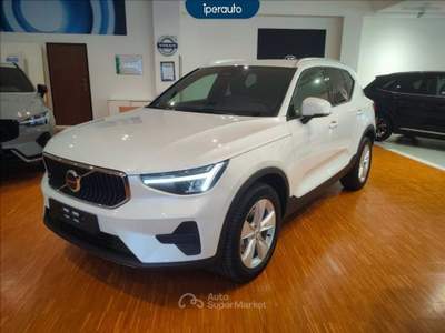 Volvo XC40 2.0 b3 Core auto Bianco usata Bergamo