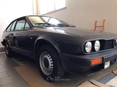 Alfa Romeo Alfetta GT/GTV 2.0cc benzina *UNICO PROPRIETARIO* Bronzo usata Grosseto
