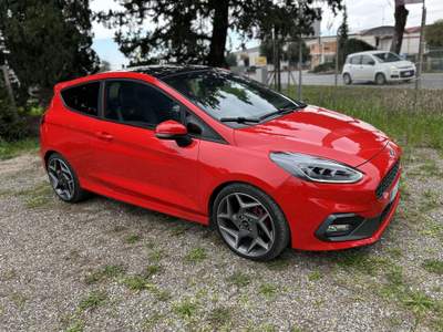 Ford Fiesta Fiesta 3p 1.5 cc *all. SPORTIVO*SEDILI RISCALDATI* Rosso usata Grosseto