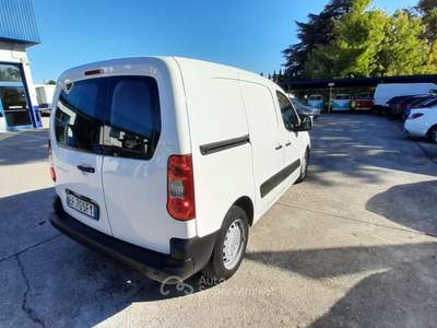Peugeot Partner 1.6 90CV L1 2 posti Furgone Bianco usata Spresiano